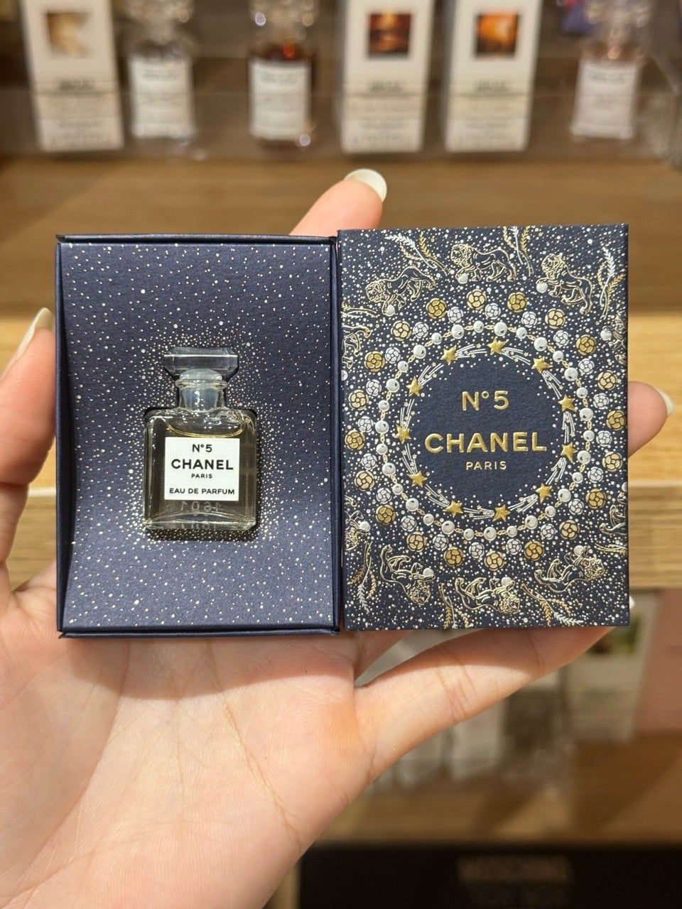 Nước hoa Chanel No. 5 MINI 1.5ml BOX XANH giới hạn