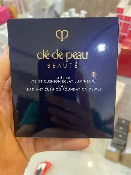 CHƯA GỒM LÕI - Case cushion Cle de Peau Dewy (Radiant Cushion Foundation Dewy)
