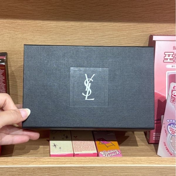 Hộp quà YSL đen