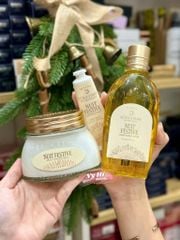 Set Loccitane NUIT FESTIVE gồm GEL TẮM 250ml + DƯỠNG THỂ 200ml + KEM TAY 30ml