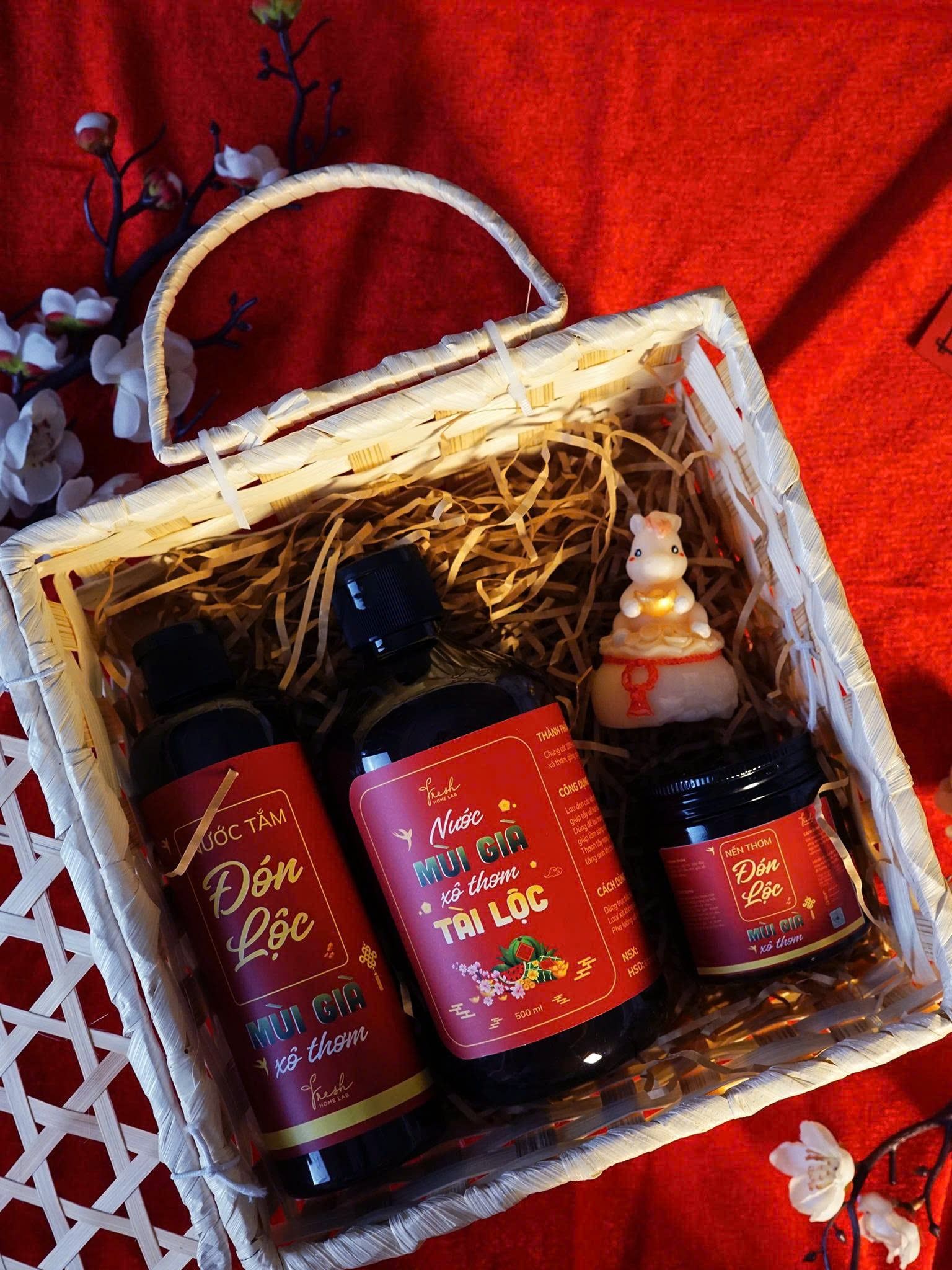  Combo Tết Mộc An Gia: Nước Mùi Già Xô Thơm Thanh Tẩy, Nước Tắm, Nến Thơm Đón Lộc Fresh Home Lab 