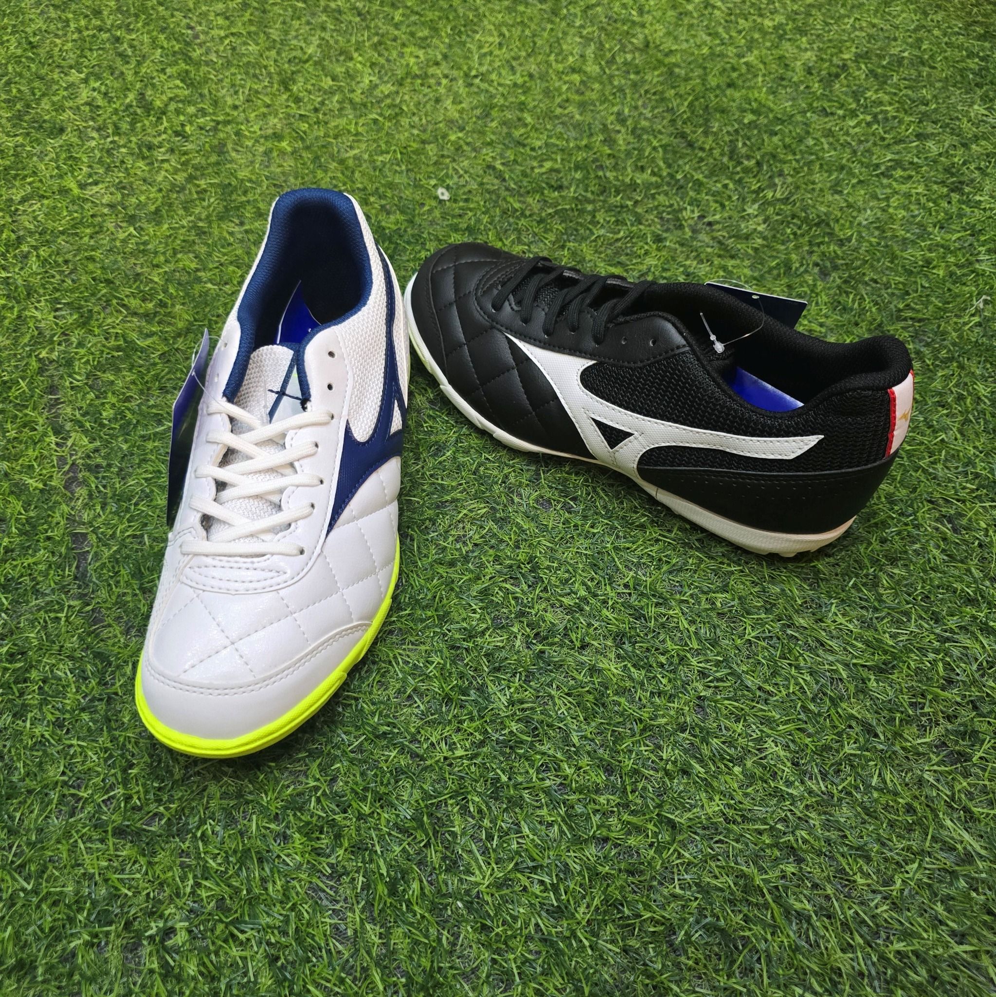  Mizuno MRL Sala Club TF - Giày Đá Bóng Chính Hãng 