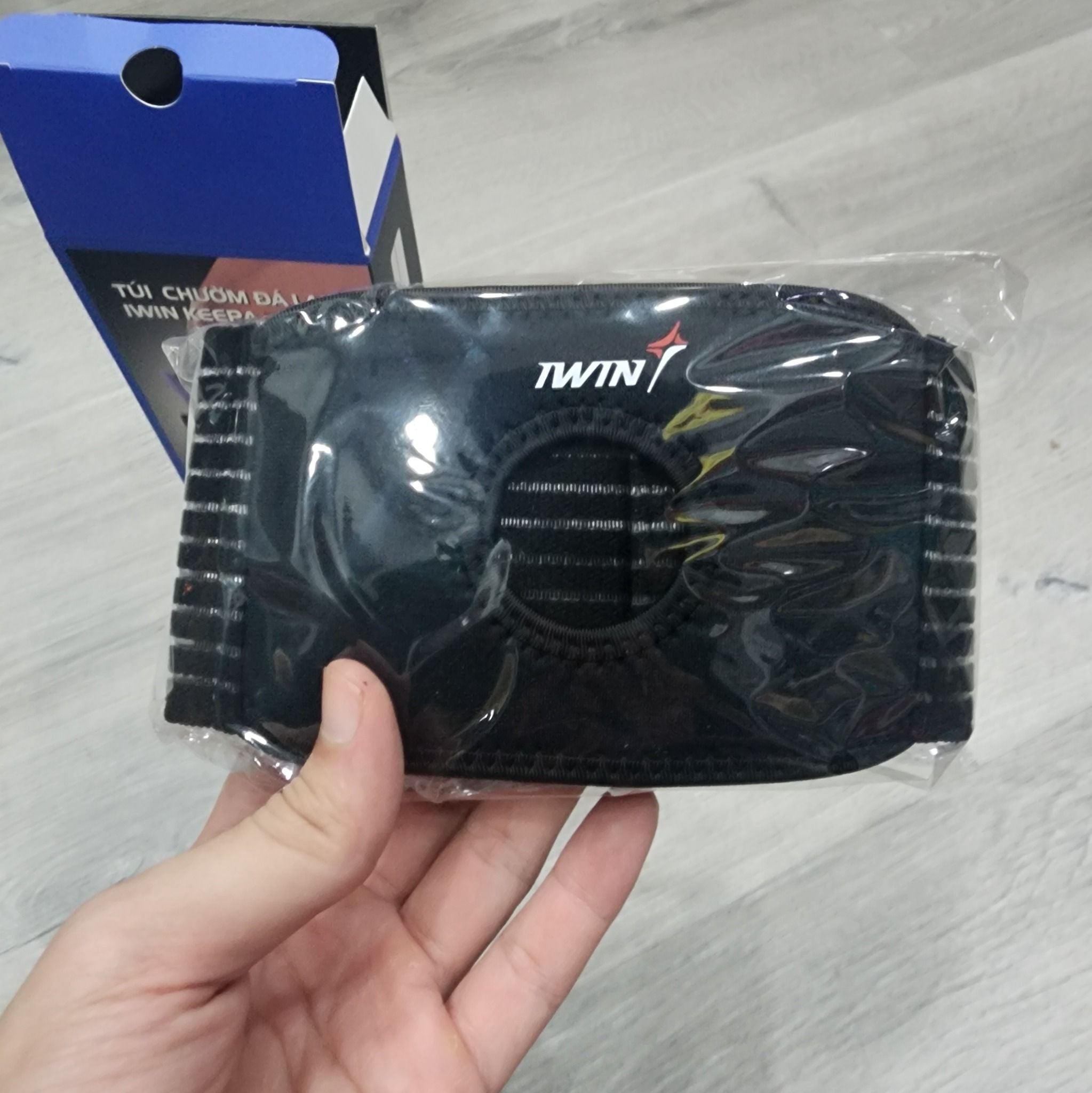  Túi chườm đá iWin Keepa IK801 - Loại có dây buộc co dãn 
