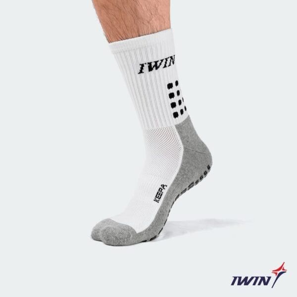  Tất chống trơn iWin IS02 Loại Lửng - Tất Bóng Đá Chính Hãng 
