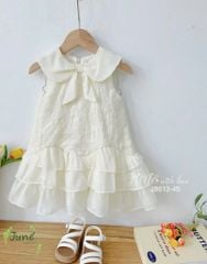 J8613 - Váy sát nách June with Love màu kem hoa nổi cổ nơ size 1 - 10y