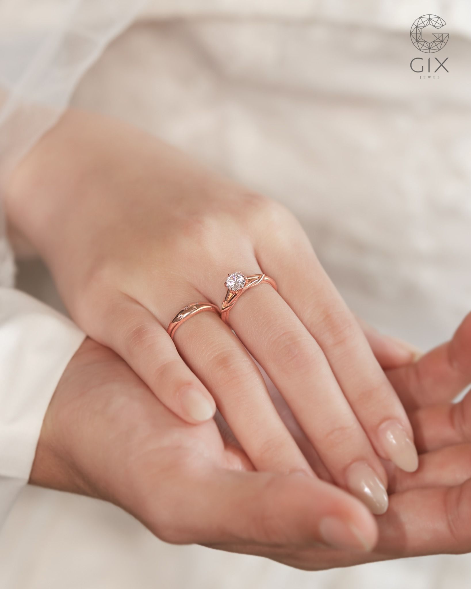  Nhẫn cặp vũ trụ vàng & bạc đẹp đính kim cương tấm - GCR25050153 | Gix Jewel 