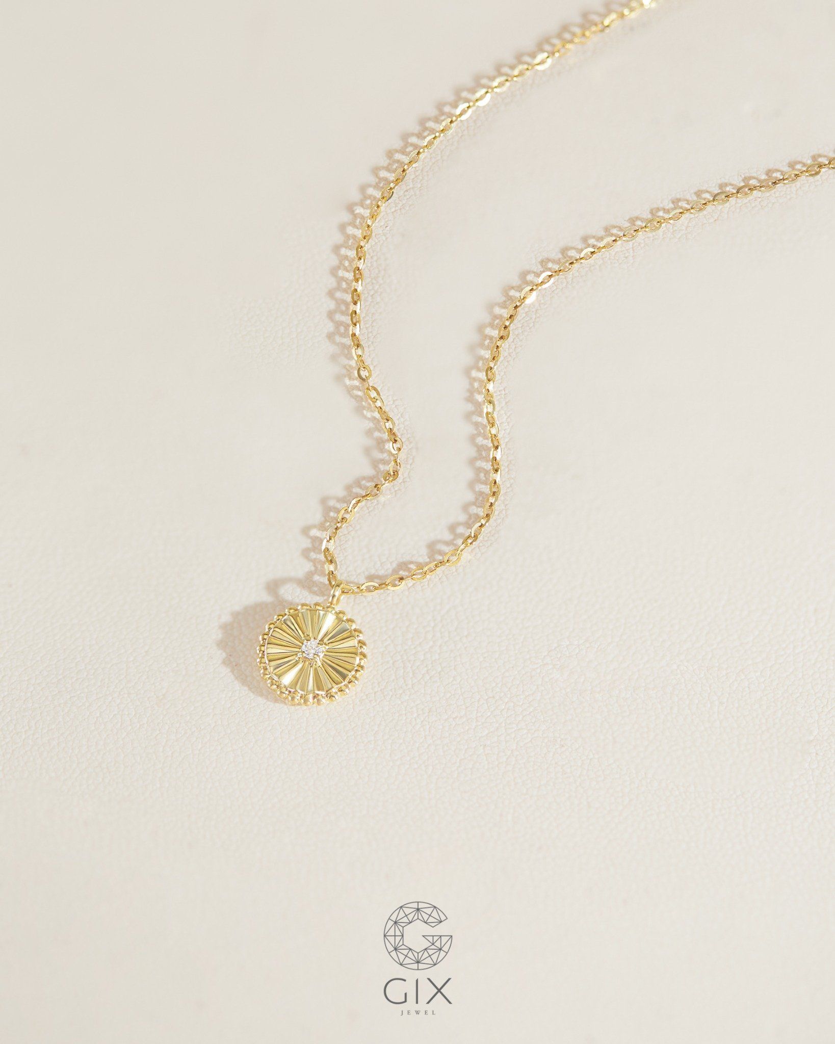  Dây chuyền vàng tây & bạc đẹp hình tròn vát cắt đẹp - Moonlit Promise | Gix Jewelry 