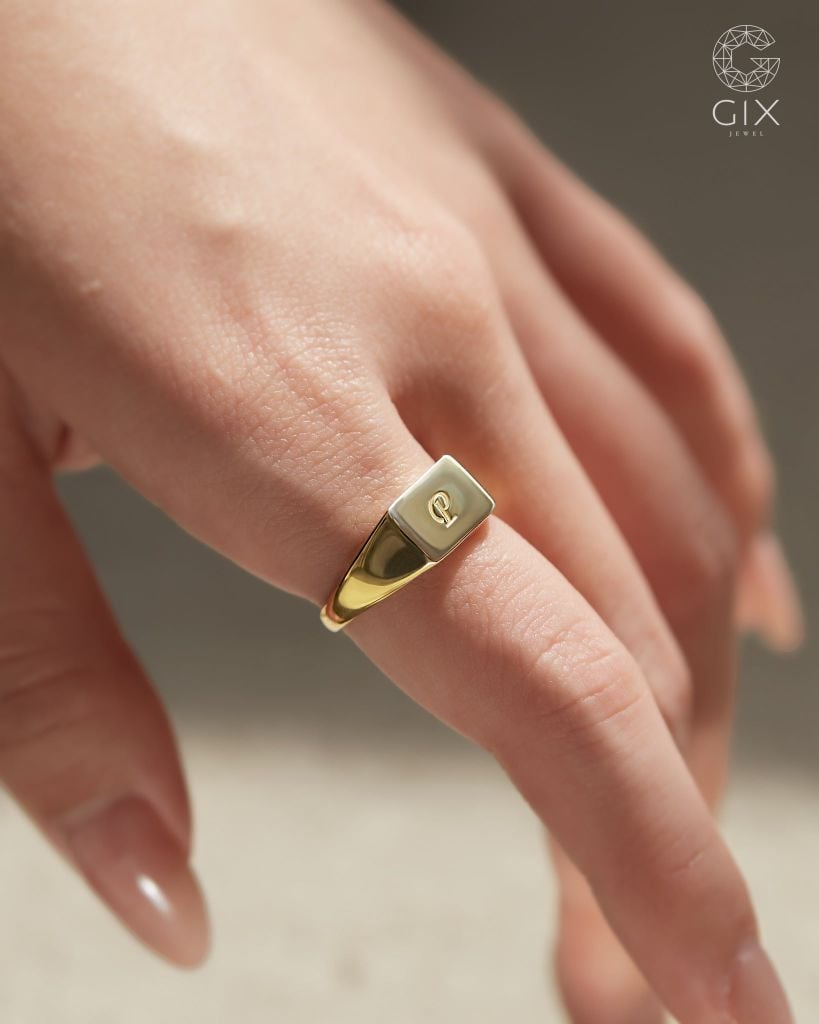 Nhẫn signet nam nữ vàng 18k & bạc 925 mặt vuông khắc tên | Gix Jewel