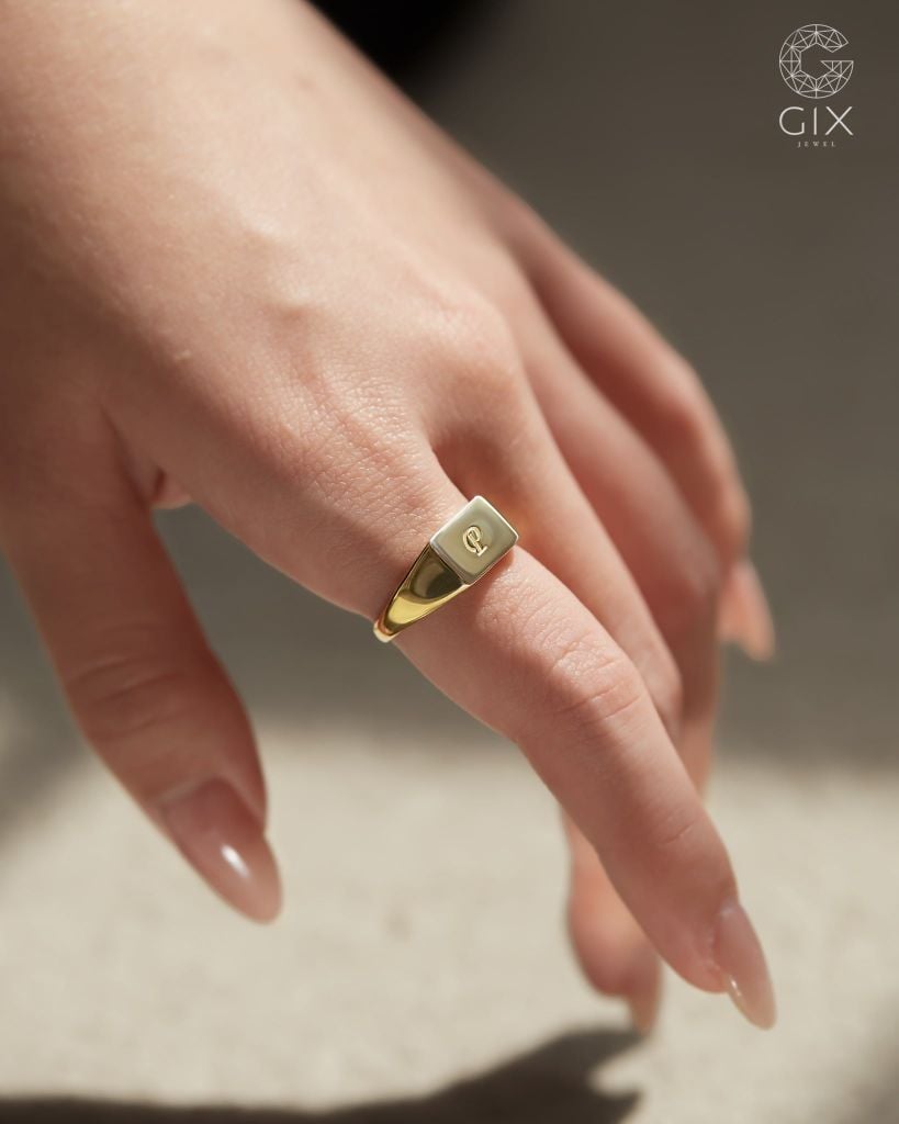  Nhẫn signet nam nữ vàng 18k & bạc 925 mặt vuông khắc tên | Gix Jewel 