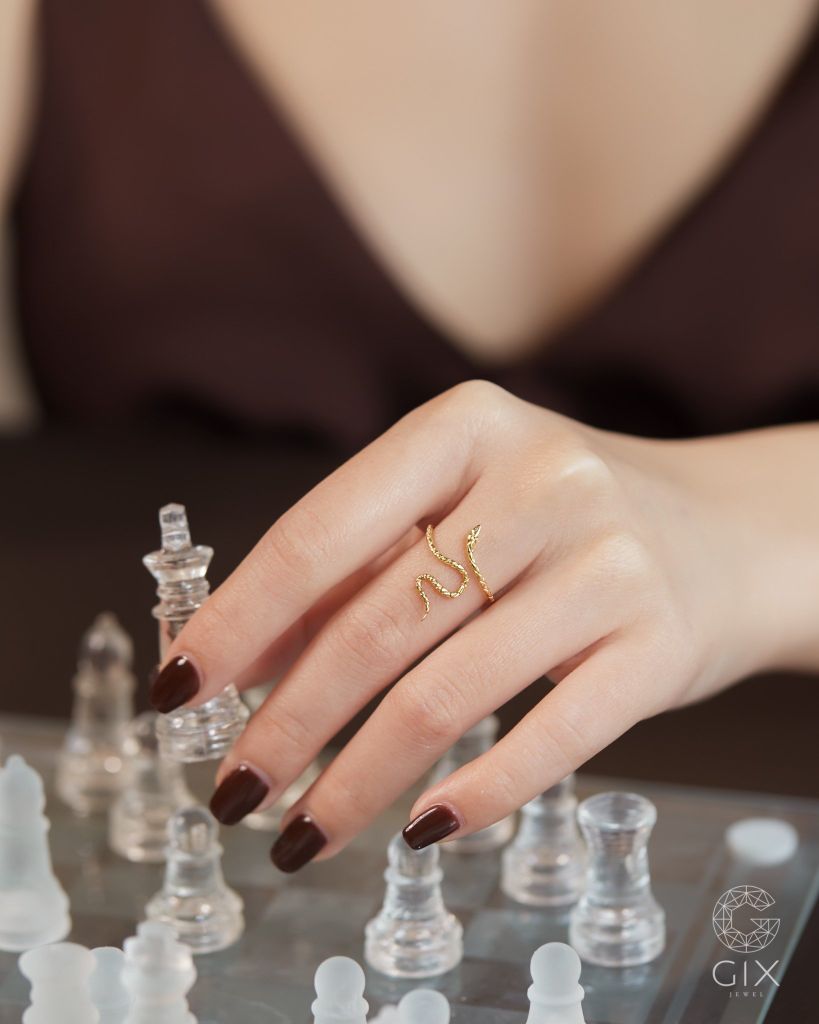  Nhẫn nữ hình rắn vàng 18k & bạc đẹp hoạ tiết cao cấp | Gix Jewel 