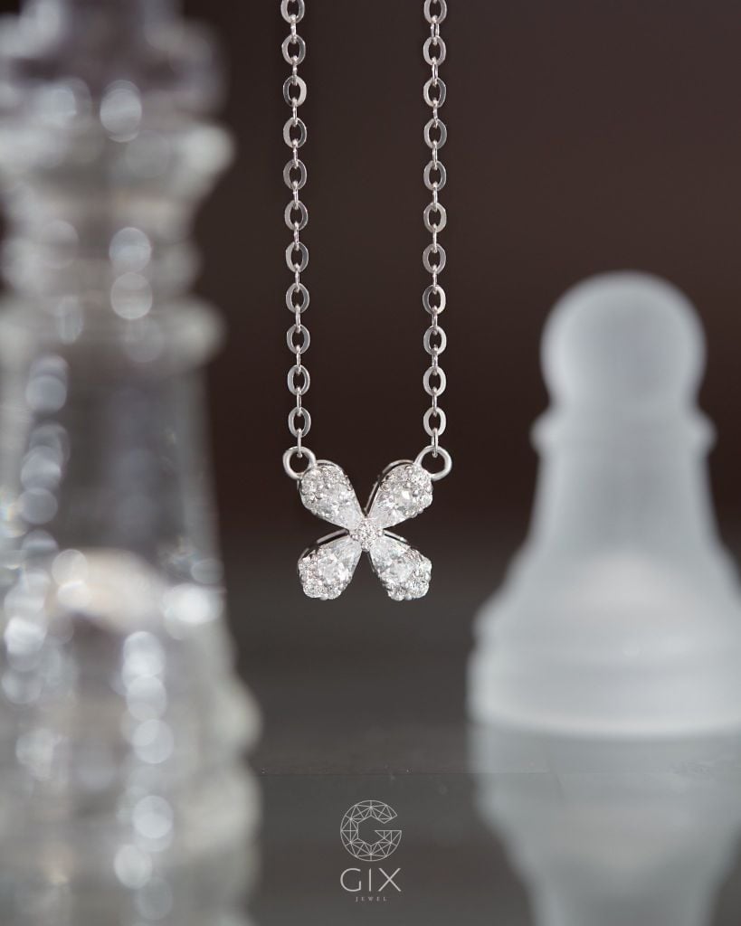  Dây chuyền vàng trắng 18k hình bướm đính kim cương tấm | Gixjewel 