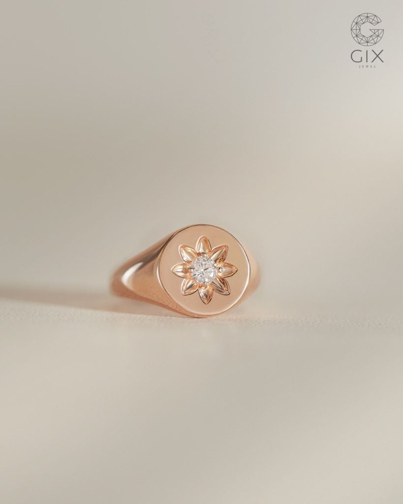  Nhẫn signet nam nữ vàng 18k & bạc 925 mặt tròn đính đá khắc hoạ tiết | Gix Jewel 