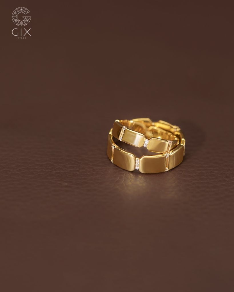  Nhẫn cưới vàng tây 18k khắc hoa văn đính đá cao cấp Gix - GCR25050069 
