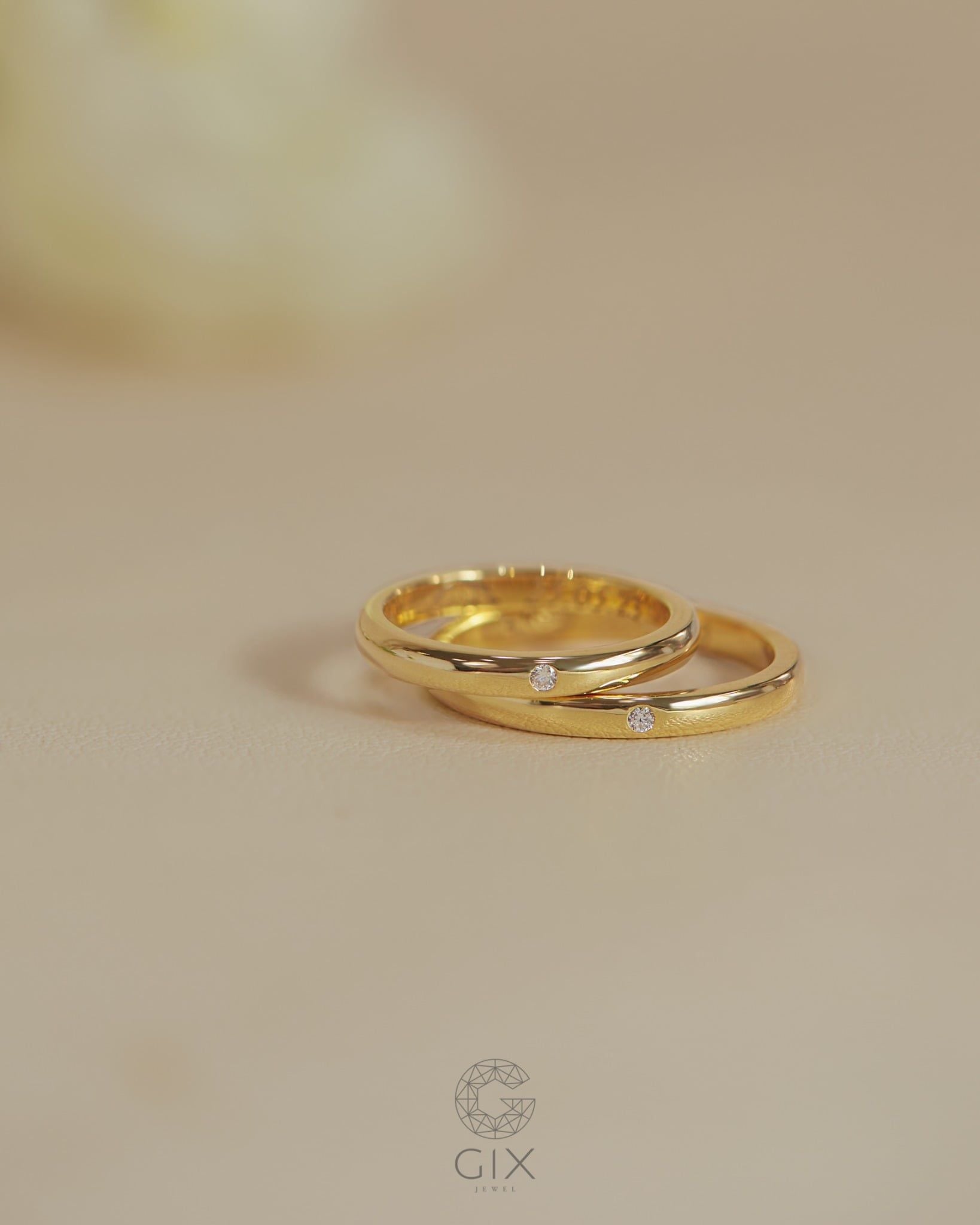  Nhẫn cưới trơn vàng 10k khắc tên theo yêu cầu - GCR25050191 | Gix Jewel 