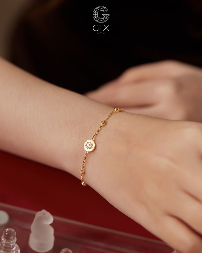  Lắc tay đơn giản cho nữ sợi mảnh gắn bi tròn khắc chữ | Gix Jewel 