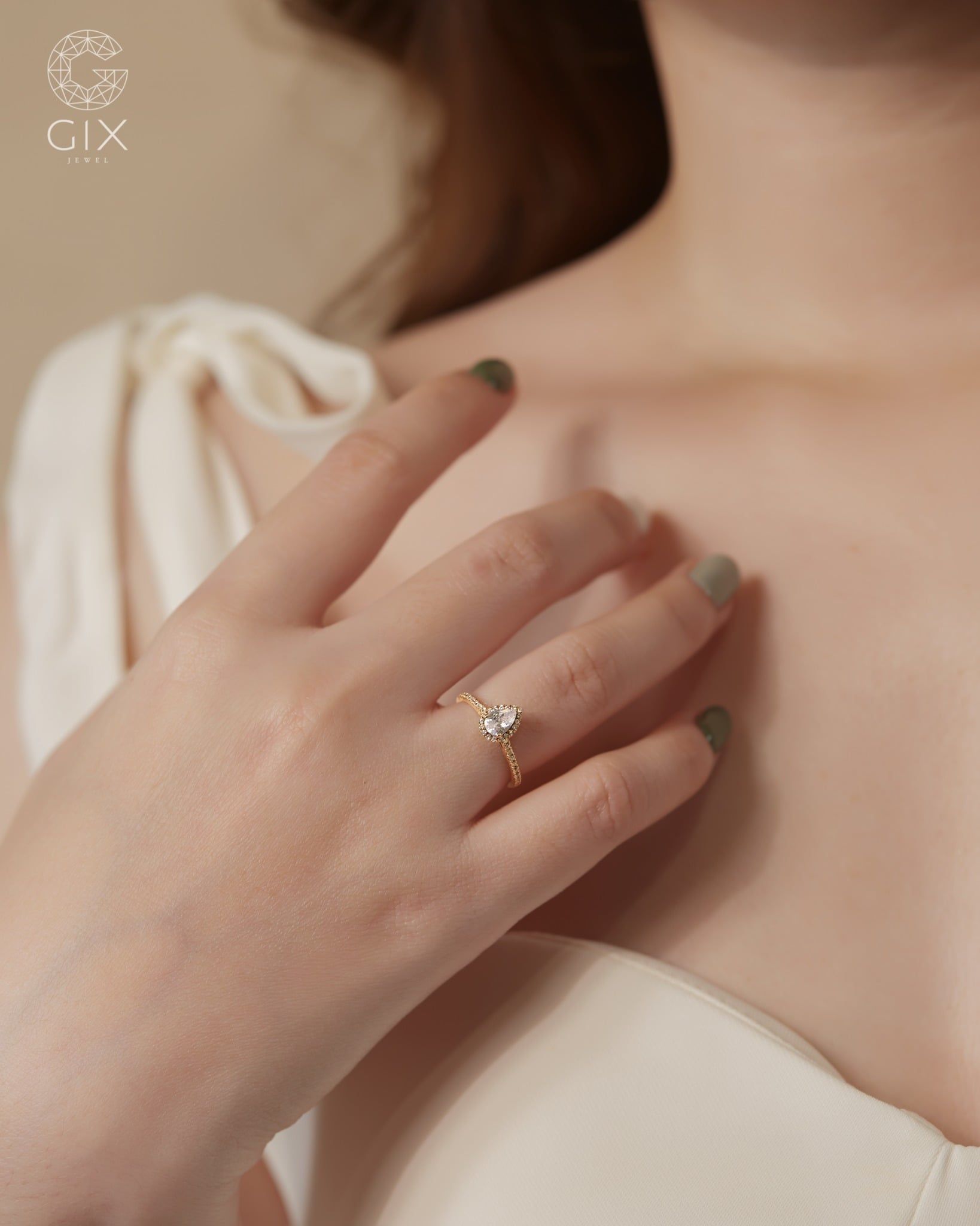  Nhẫn cầu hôn nữ vàng 18k dáng Halo đính kim cương Pear | Gixjewel 
