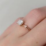  Nhẫn đính hôn vàng 18k Neon Kiss | Gix Jewel 