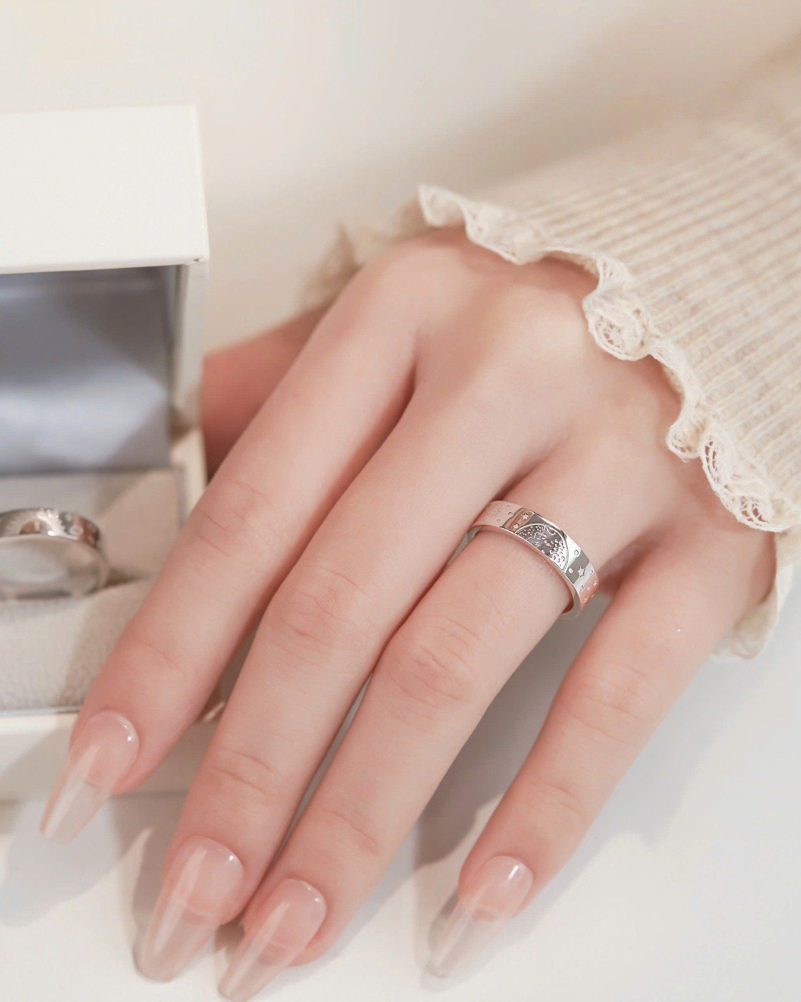  Nhẫn cặp Sun & Moon đẹp bản vuông khắc sao trăng - GCR25050141 