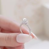  Nhẫn cầu hôn vàng 18k Everglow | Gix Jewel 