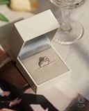  Nhẫn cầu hôn vàng tây kiểu dáng Twist mặt hoa | Gix Jewel 