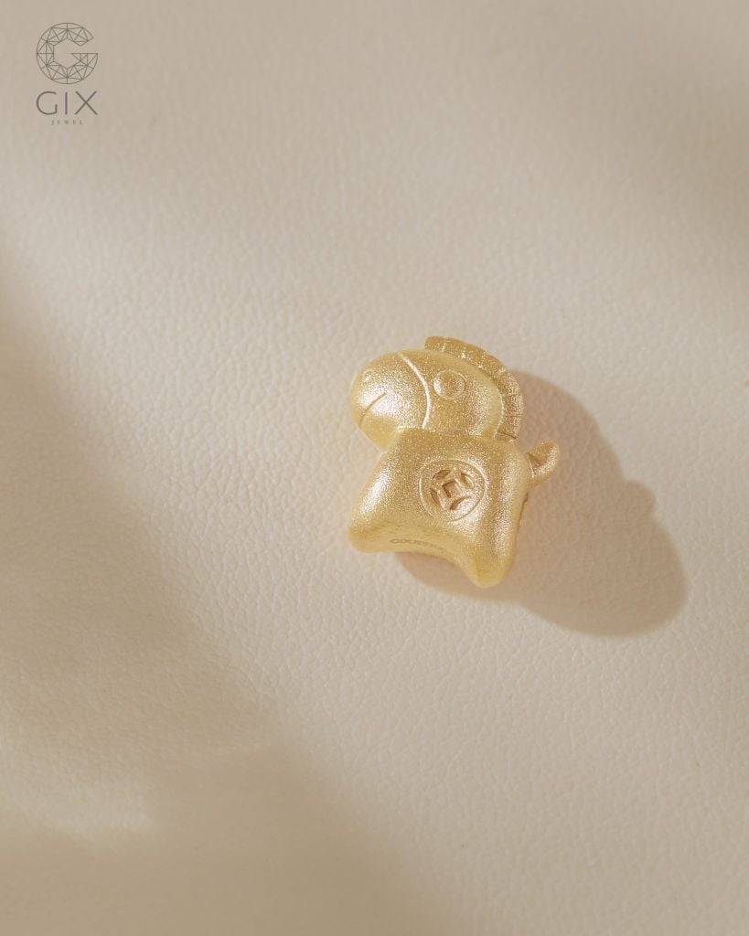  Charm ngựa Kim Mã bạc & vàng 18k | Gix Jewel 