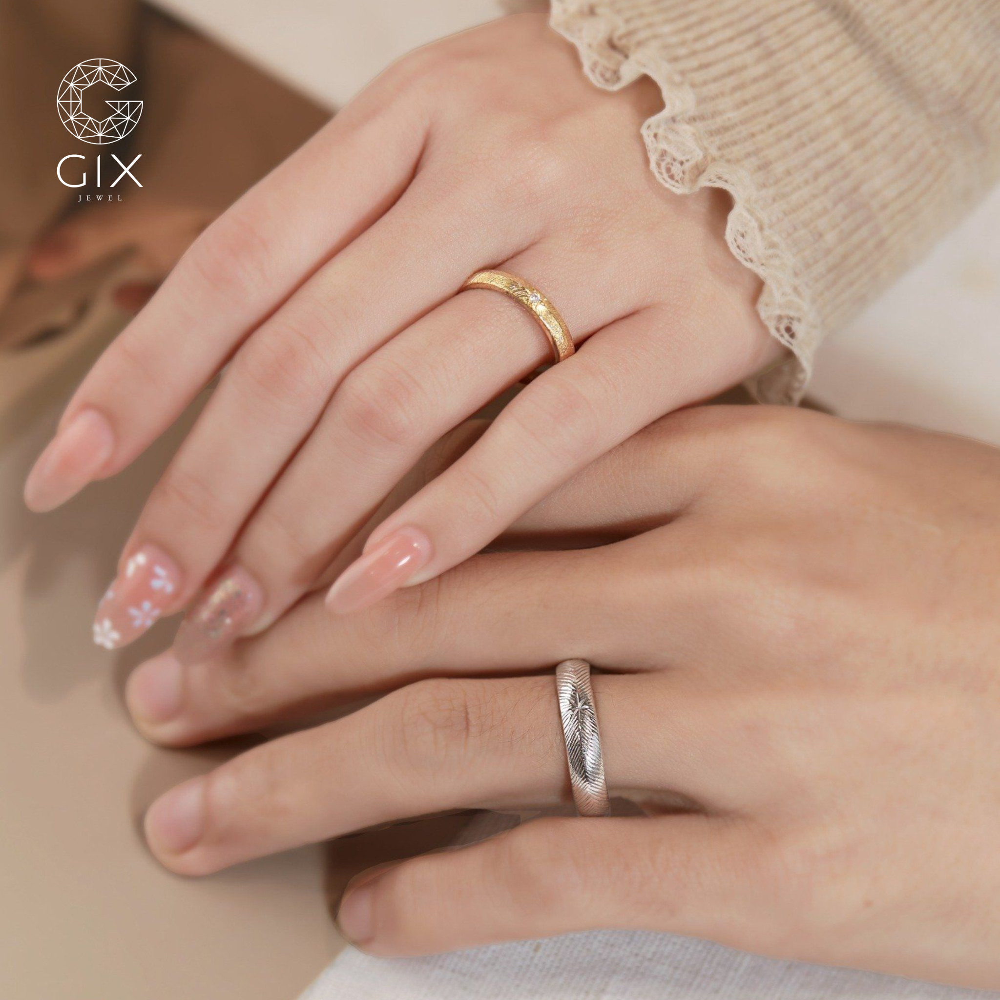  Nhẫn cưới vàng 18k thiết kế Gix Jewel đính kim cương nhám xước vintage 