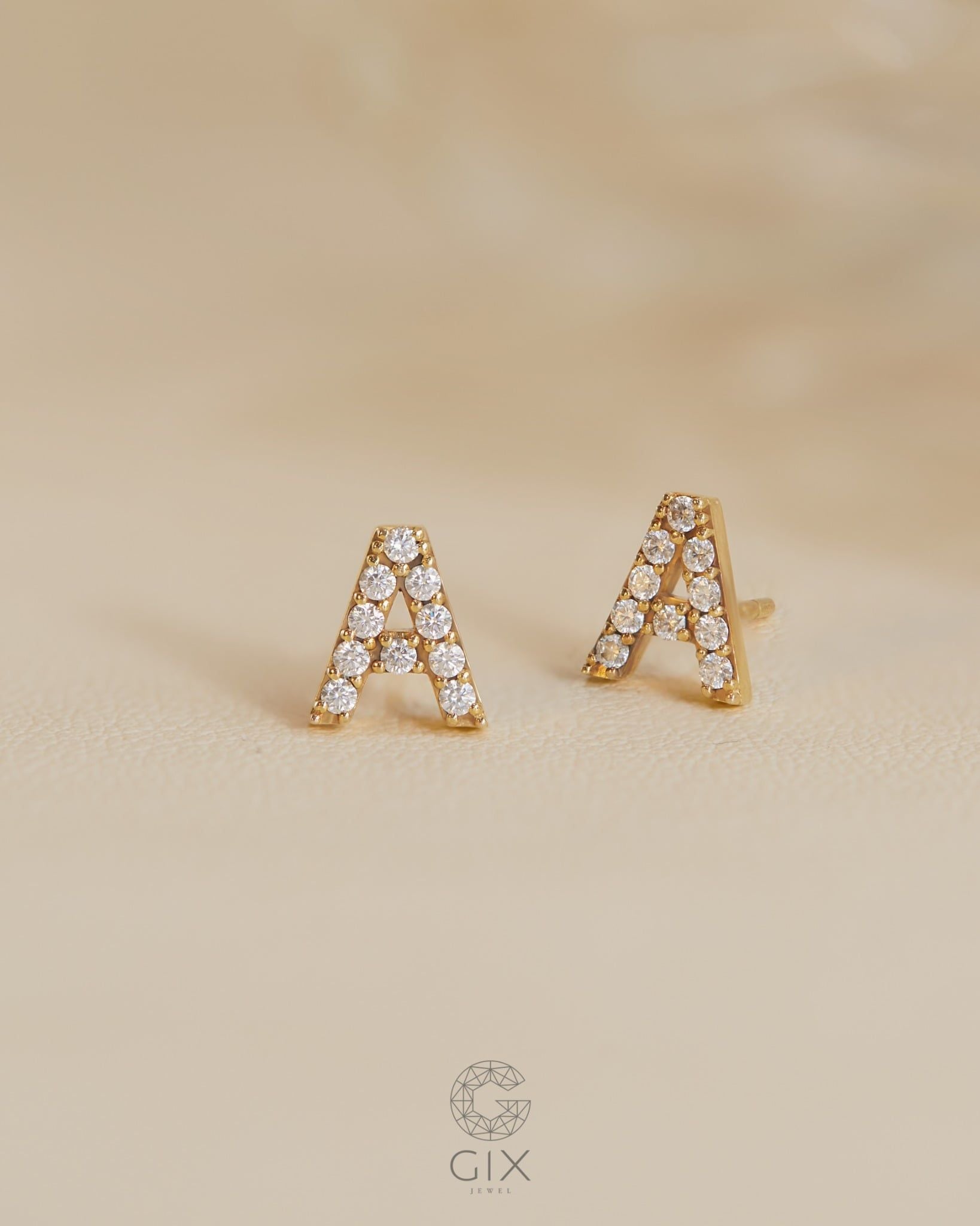  Bông tai chữ cái theo tên vàng 10k, 18k đính kim cương | Gix Jewel 