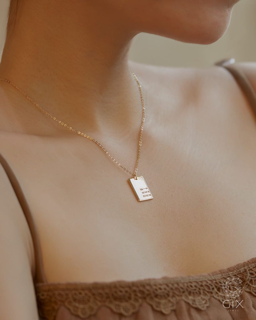  Dây chuyền đôi vàng 18k khắc tên theo yêu cầu sợi chữ cong hình chữ nhật Gix 