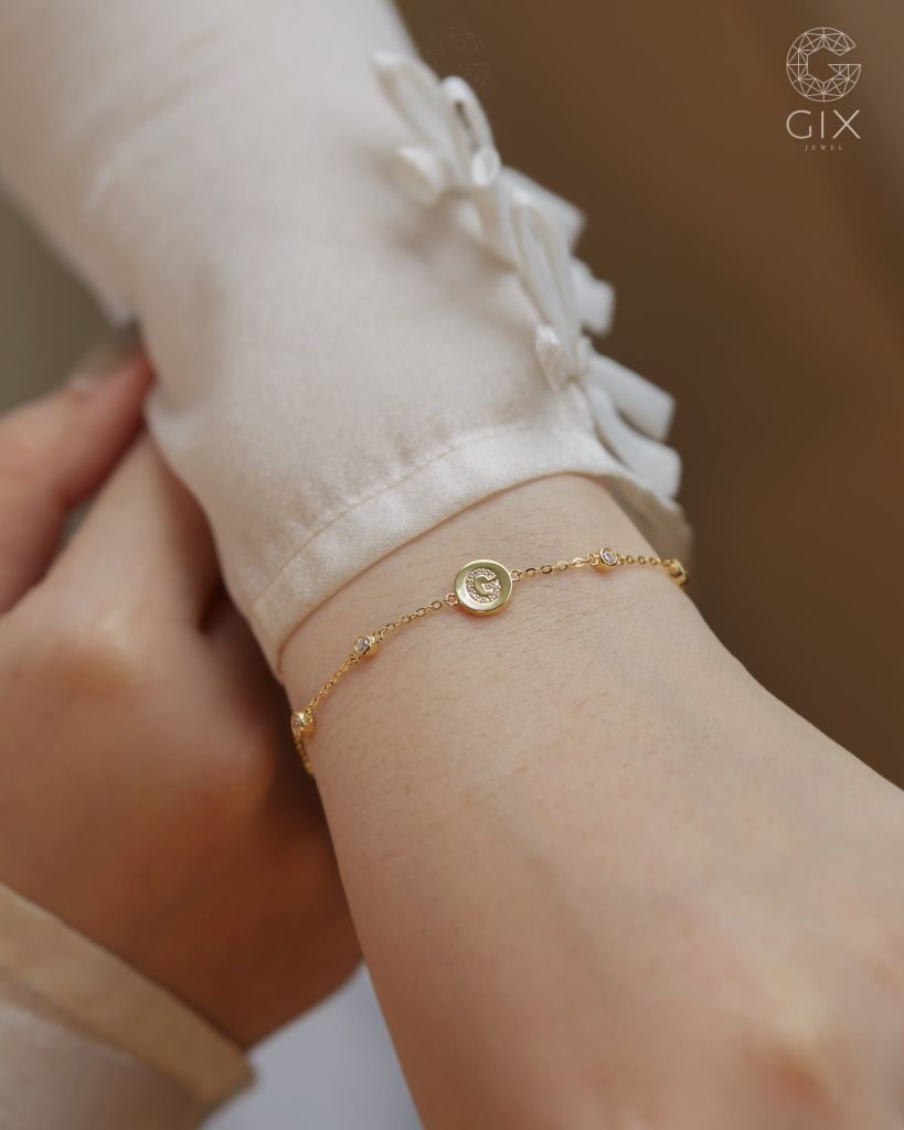  Lắc tay đơn giản cho nữ sợi mảnh gắn bi tròn khắc chữ | Gix Jewel 