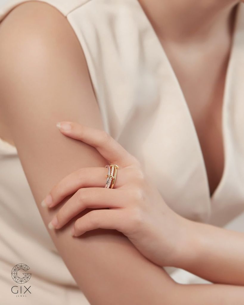 Nhẫn nữ vàng 18k & bạc đẹp xếp chồng nhiều lớp - Trinity Ring | Gix Jewel