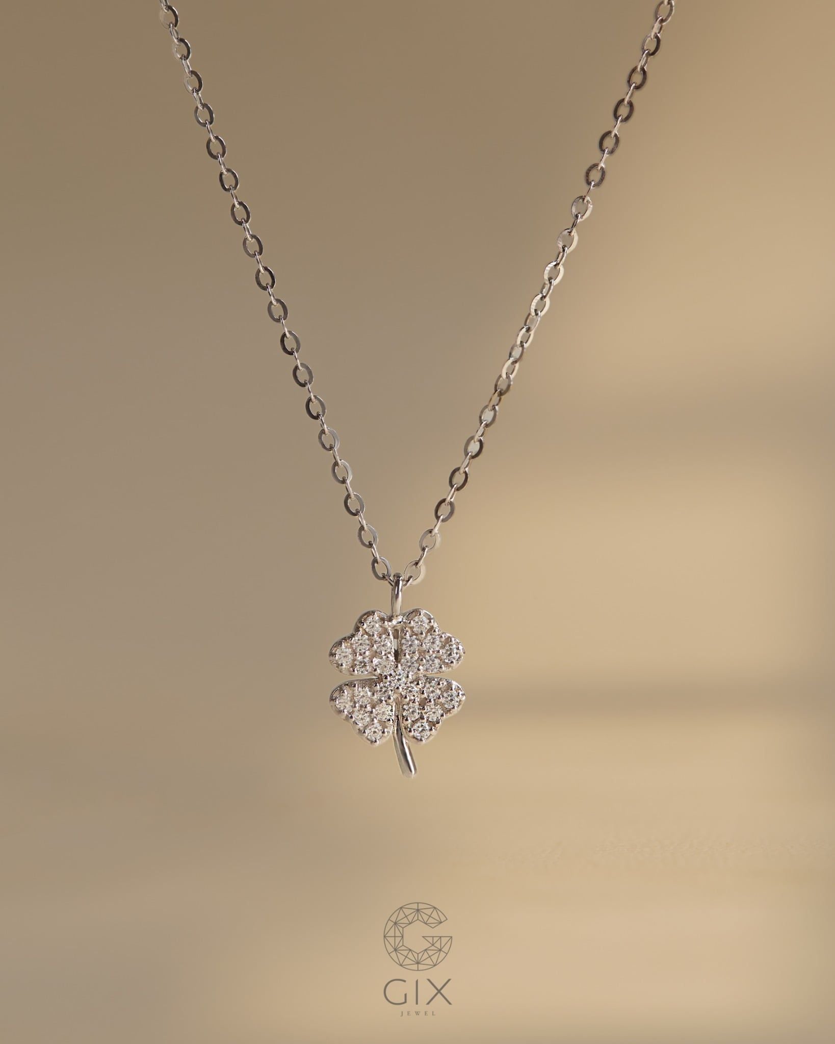  Dây chuyền vàng nữ sợi chữ cong mảnh hình cỏ 4 lá may mắn | Gix Jewel 