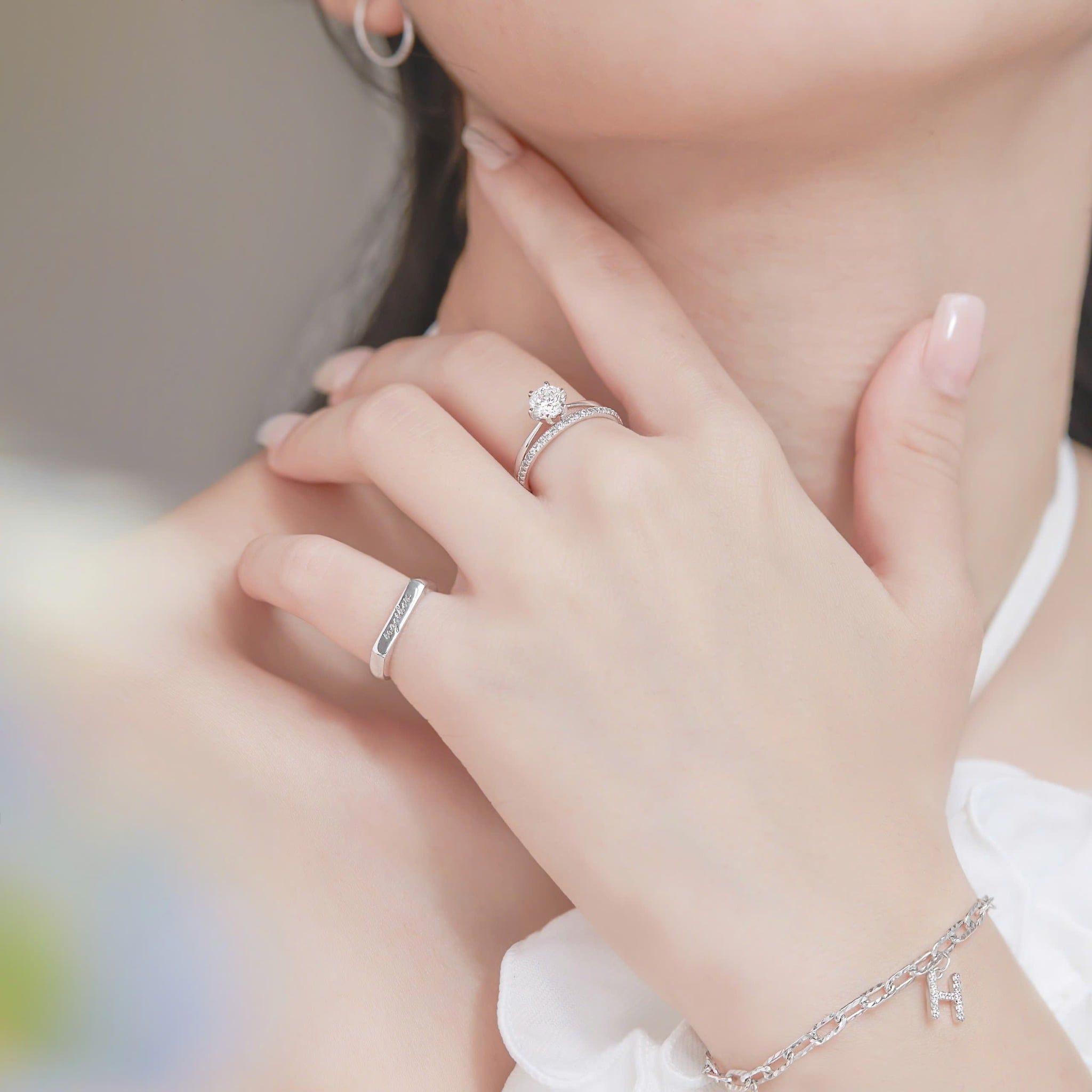  Nhẫn cầu hôn vàng 18k Luxe Dot | Gix Jewel 