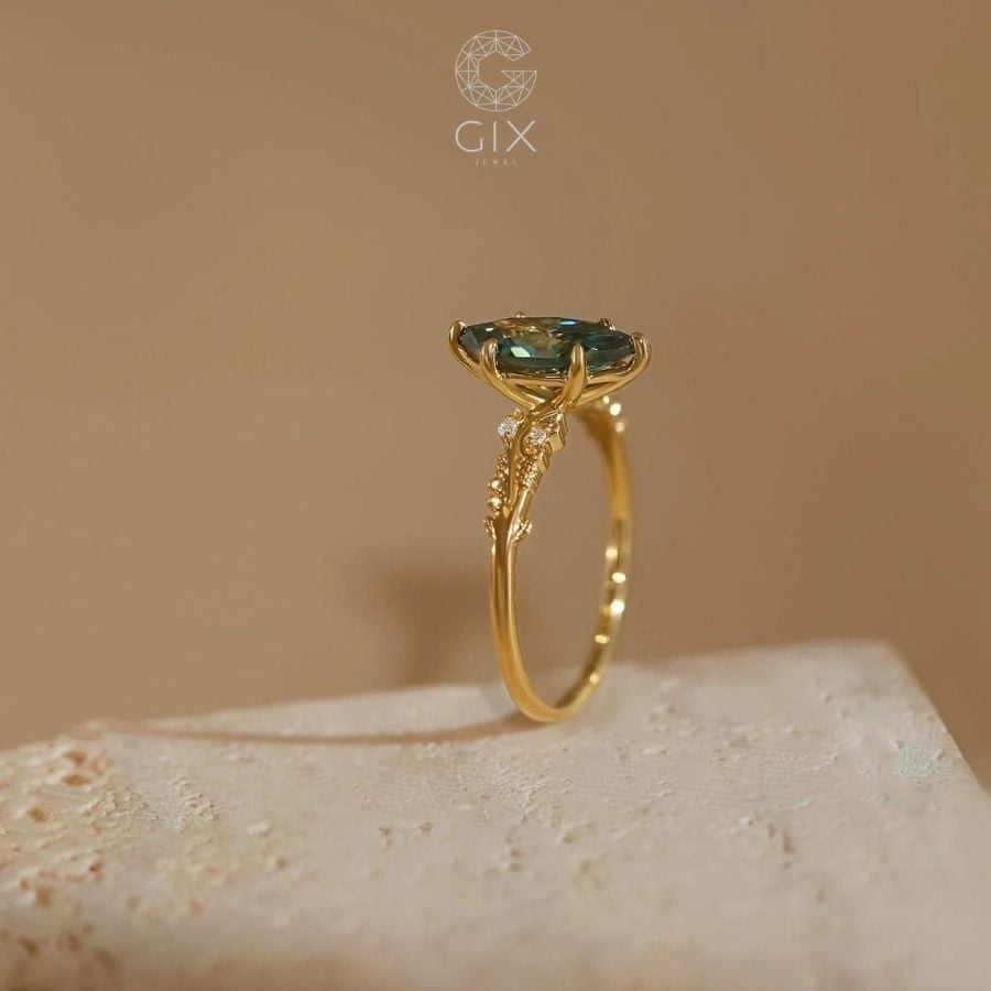  Nhẫn nữ vàng đính đá marquise xanh - GNN25050181 | Gix Jewel 