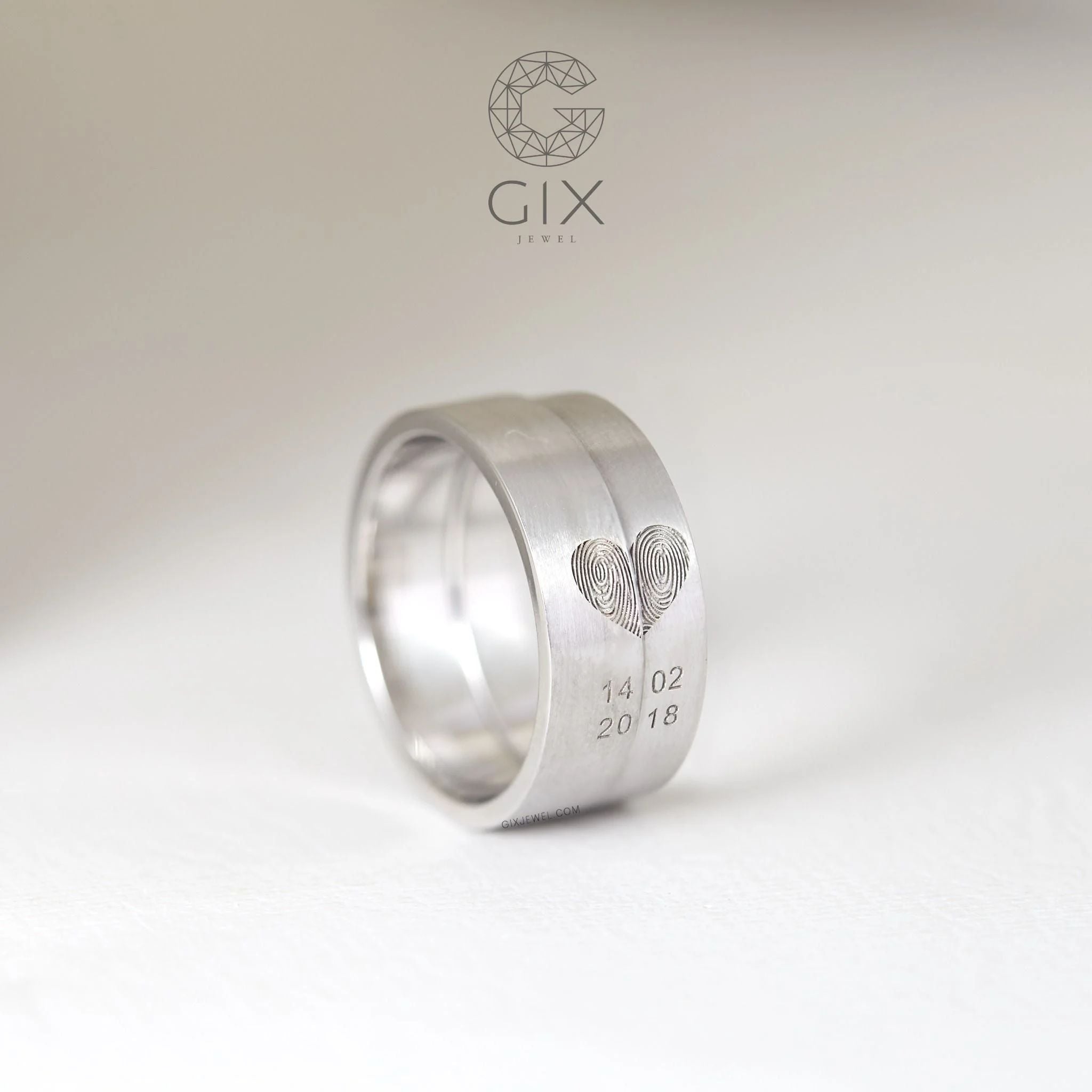  Nhẫn cưới khắc vân tay thiết kế đơn giản khắc tên Gix Jewel 