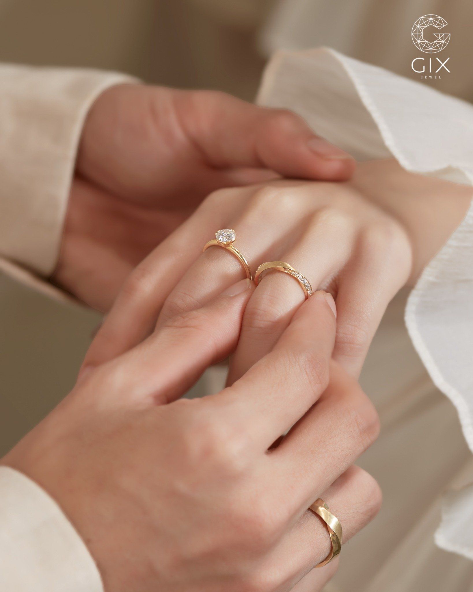  Nhẫn cặp bạc mạ vàng đính đá đơn giản đẹp Gixjewel - GCR25050060 
