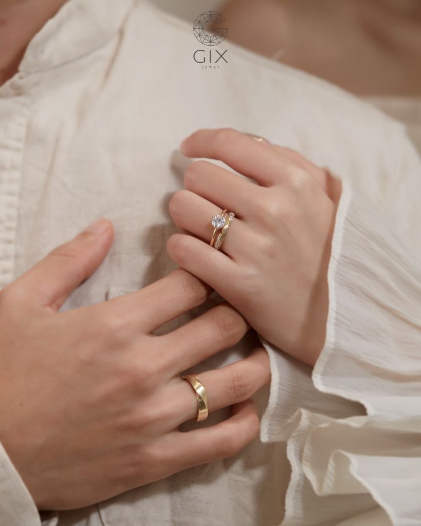  Nhẫn cưới đẹp vàng trắng hàng hiệu đính kim cương đơn giản Gix Jewel 
