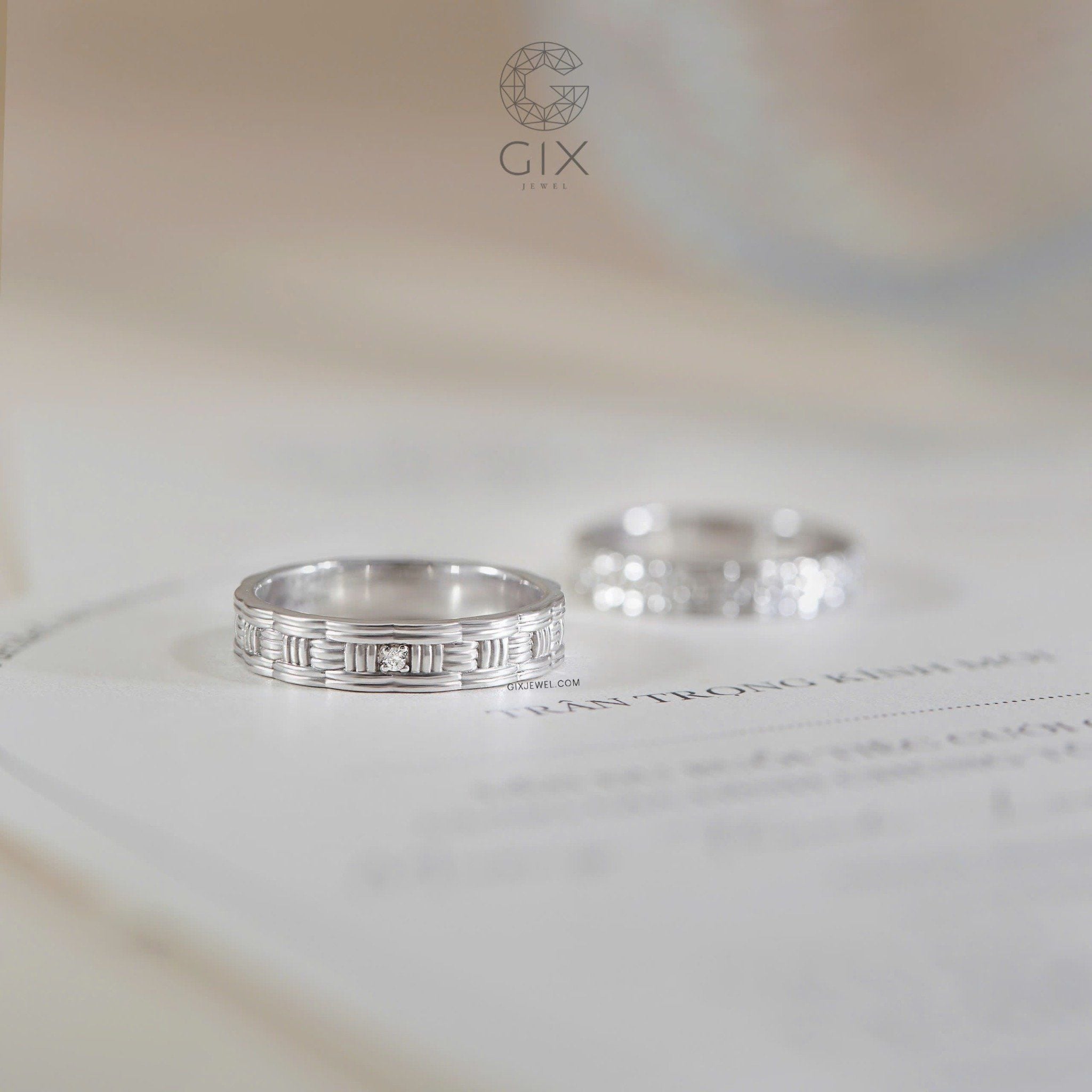  Nhẫn cưới vàng 610 đẹp bản to đính đá cao cấp Gix - GCR25050110 