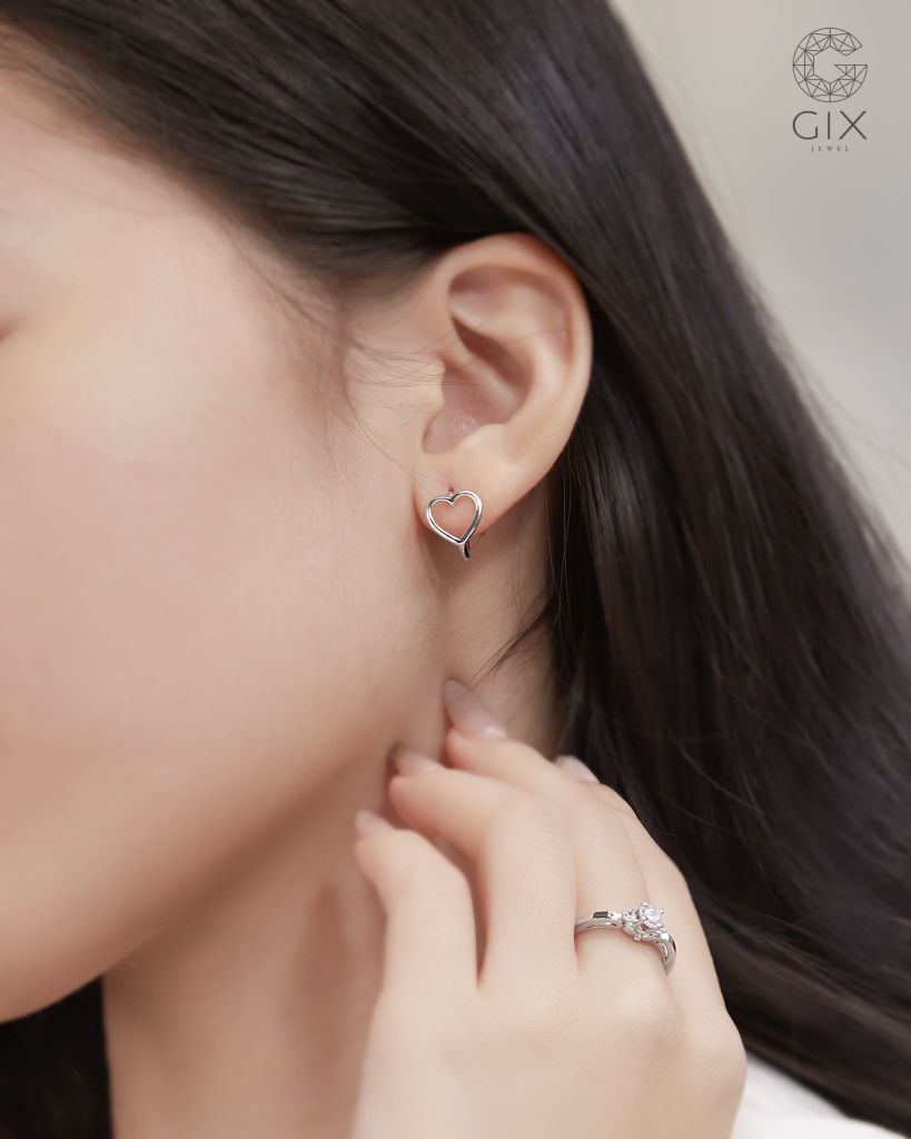  Bông tai khoen tròn vàng tây & bạc hình trái tim - Heartful Loop | Gix Jewel 