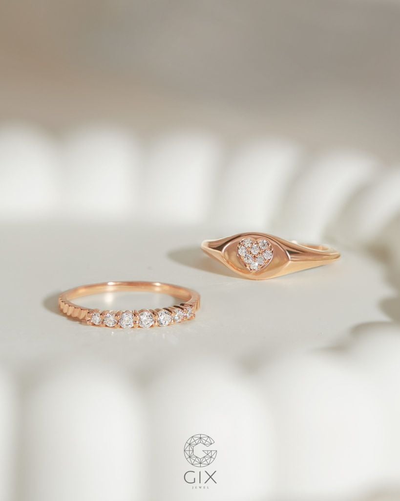  Nhẫn kim cương nữ đẹp đai khứa độc lạ - Half Eternity Gleam | Gix Jewel 