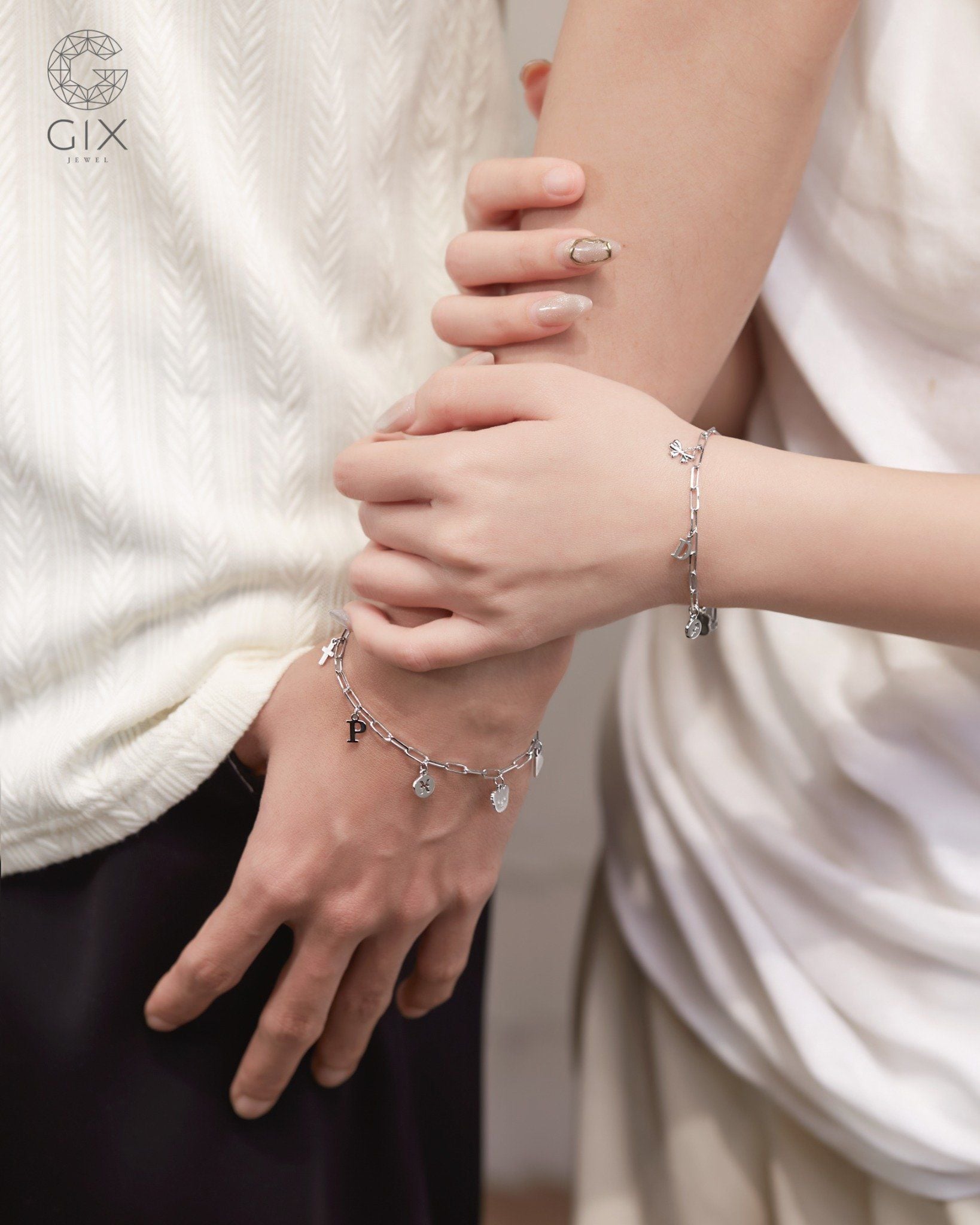  Vòng tay đôi lắc xích nam nữ gắn charm theo yêu cầu | Gix Jewel 