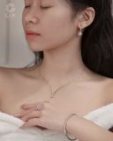  [CÓ SẴN] Dây chuyền vàng trắng 18k chữ V đính đá | Gix Jewel 