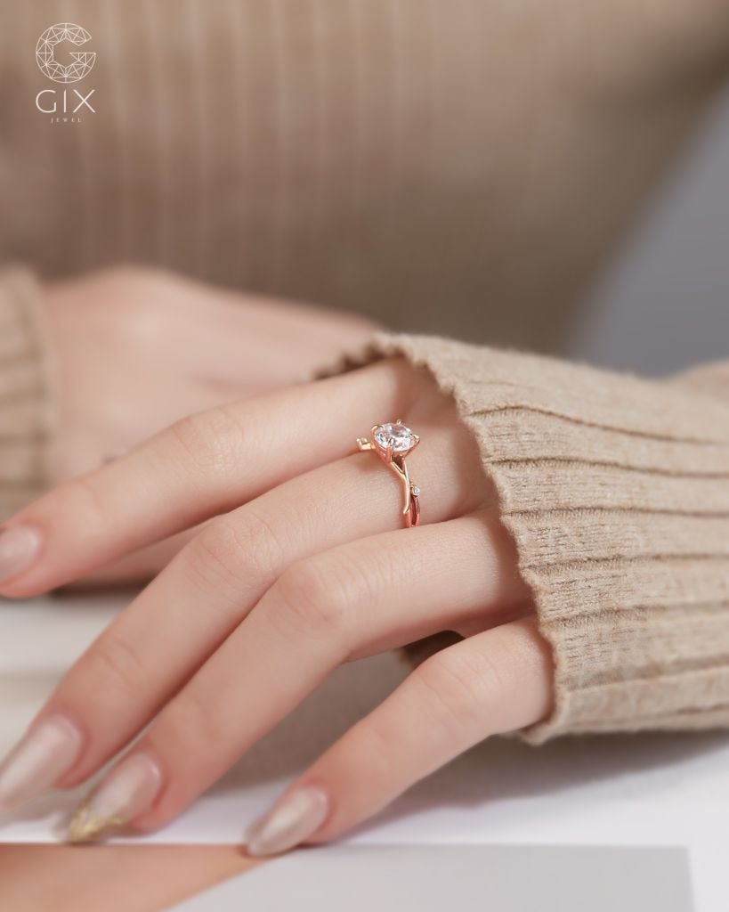 Nhẫn Vàng Cầu Hôn 18K Đẹp Nhất Mạ Bạc Gix Jewel Đính Kim Cương Round
