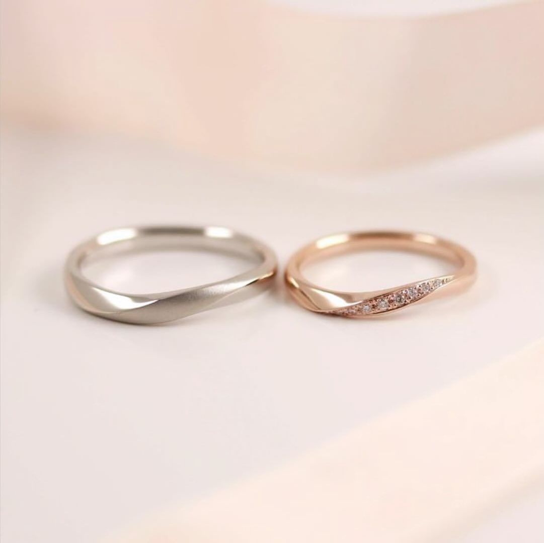  Nhẫn đôi vô cực đính đá Moissanite khắc chữ Gix - GCR25050031 