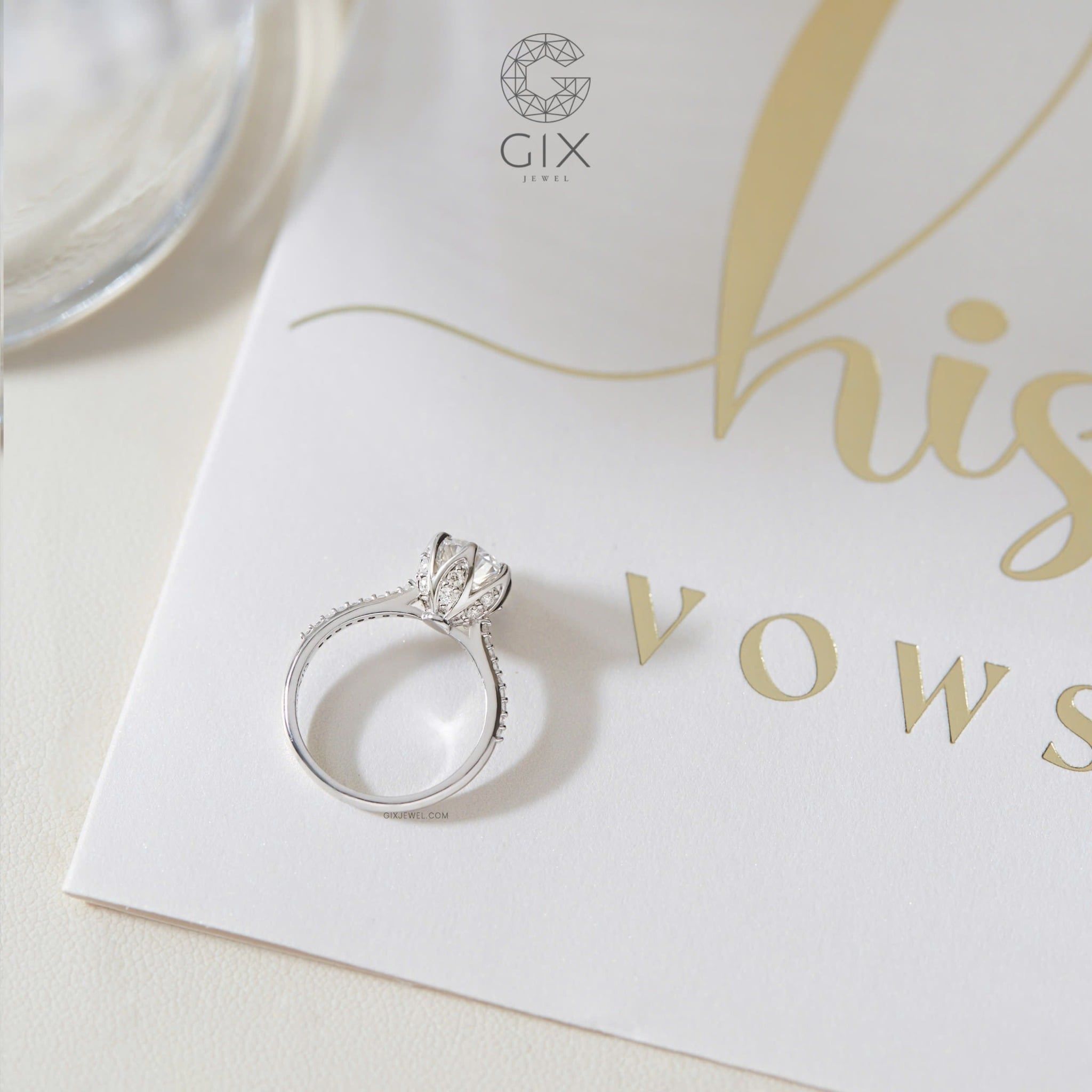  Nhẫn đính hôn vàng 18k Tulip Heart | Gix Jewel 