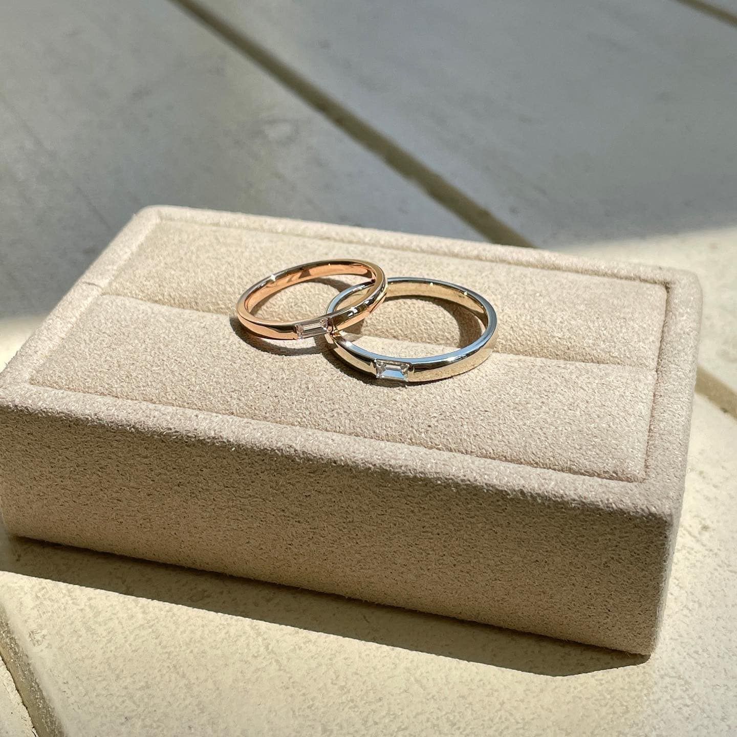  Nhẫn cưới vàng 14k đơn giản đẹp đính kim cương nhân tạo - GCR25050032 