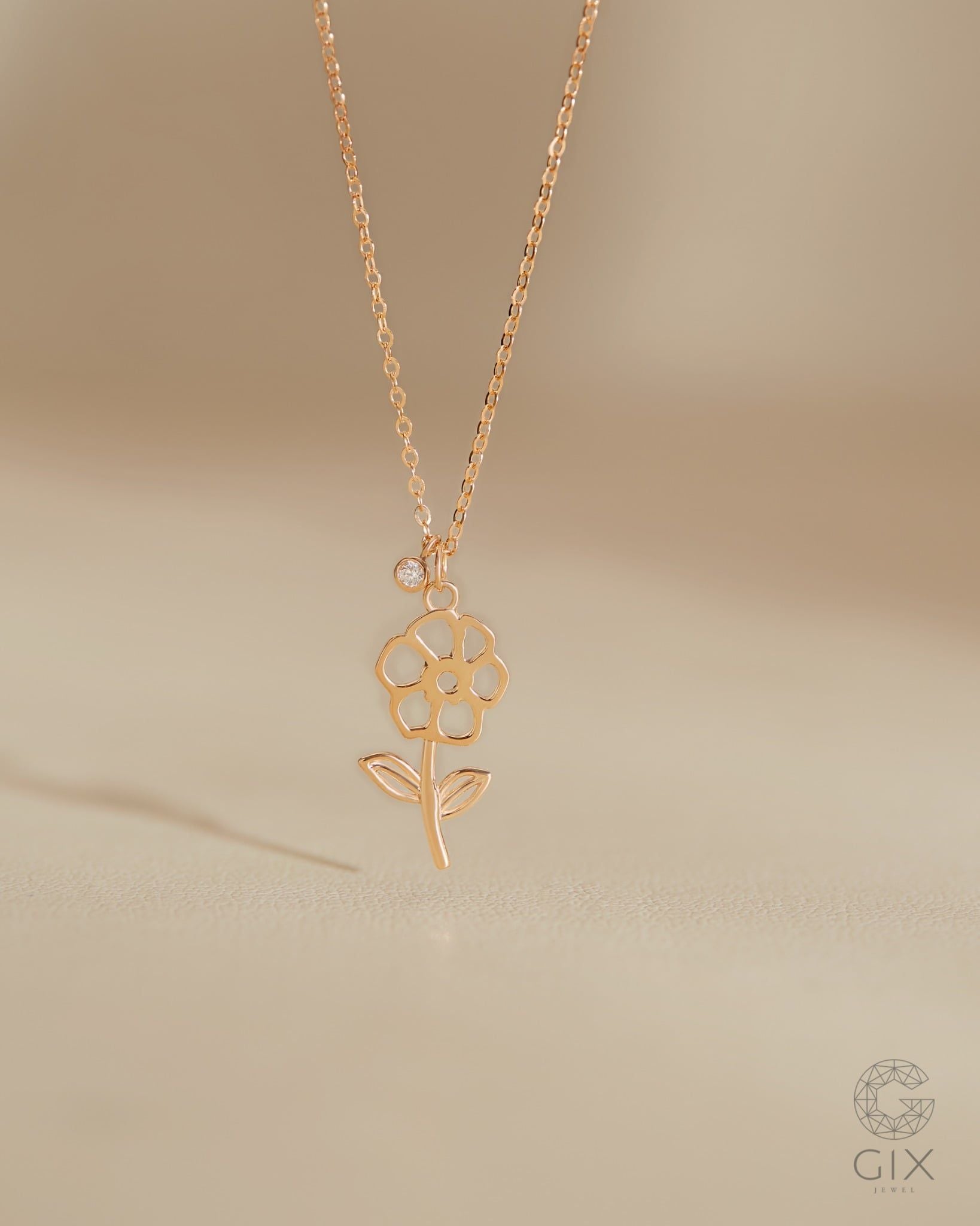  Dây chuyền vàng tây sợi mảnh hình mặt hoa kèm charm đá | Gix Jewel 