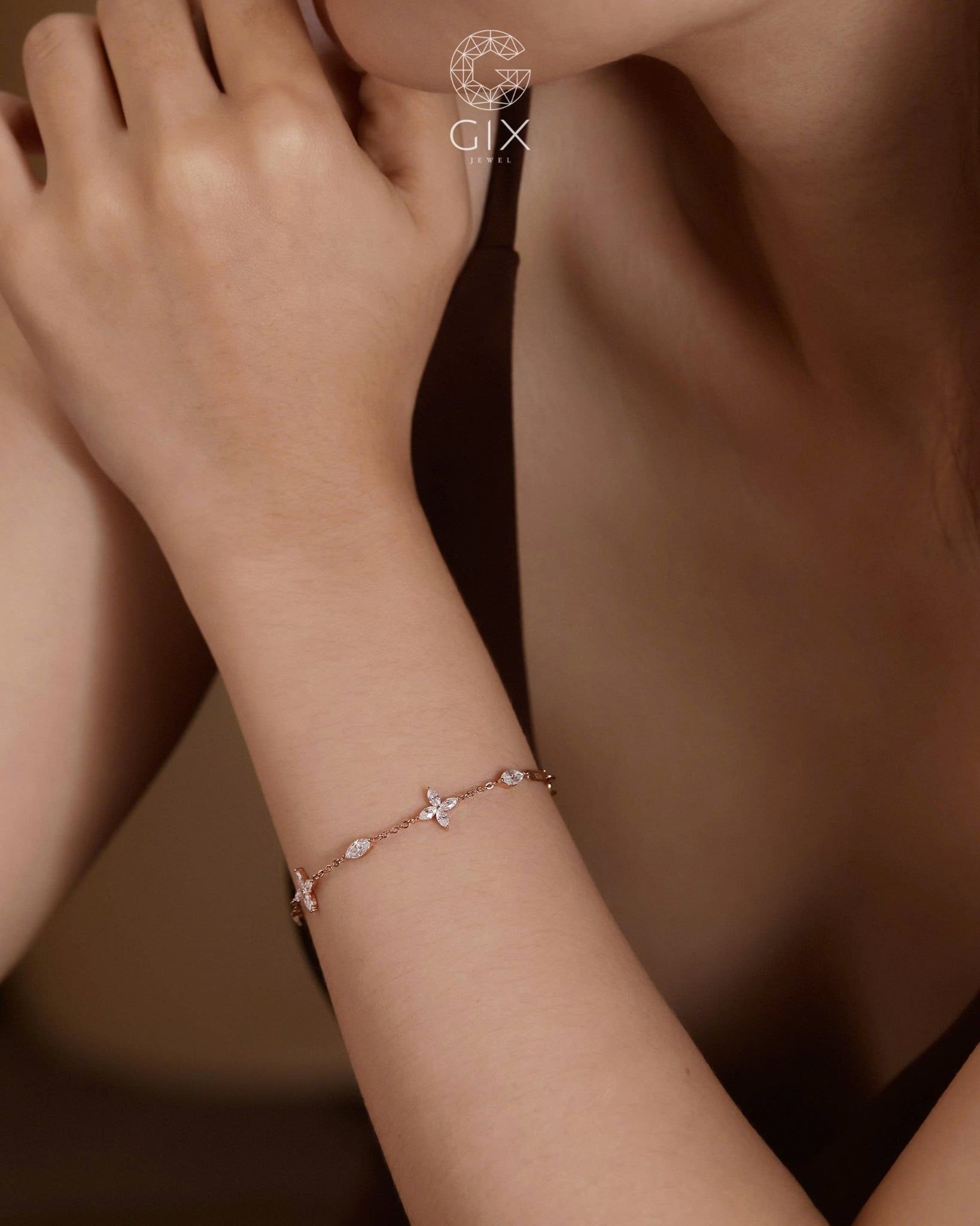  Lắc tay Marquise Petals đính đá | Gix Jewel 