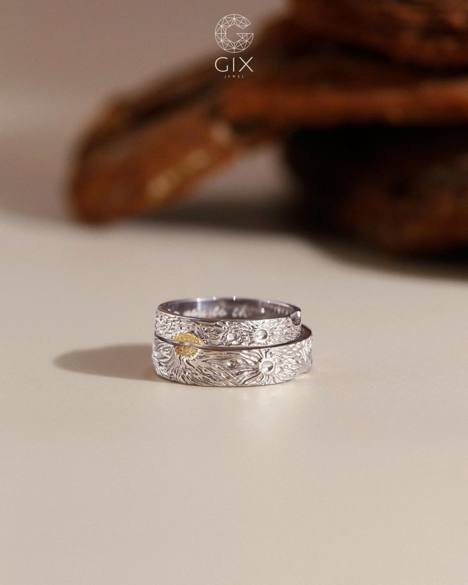  Nhẫn cưới hoa văn antique Nhật Nguyệt - GCR25050335 | Gix Jewel 