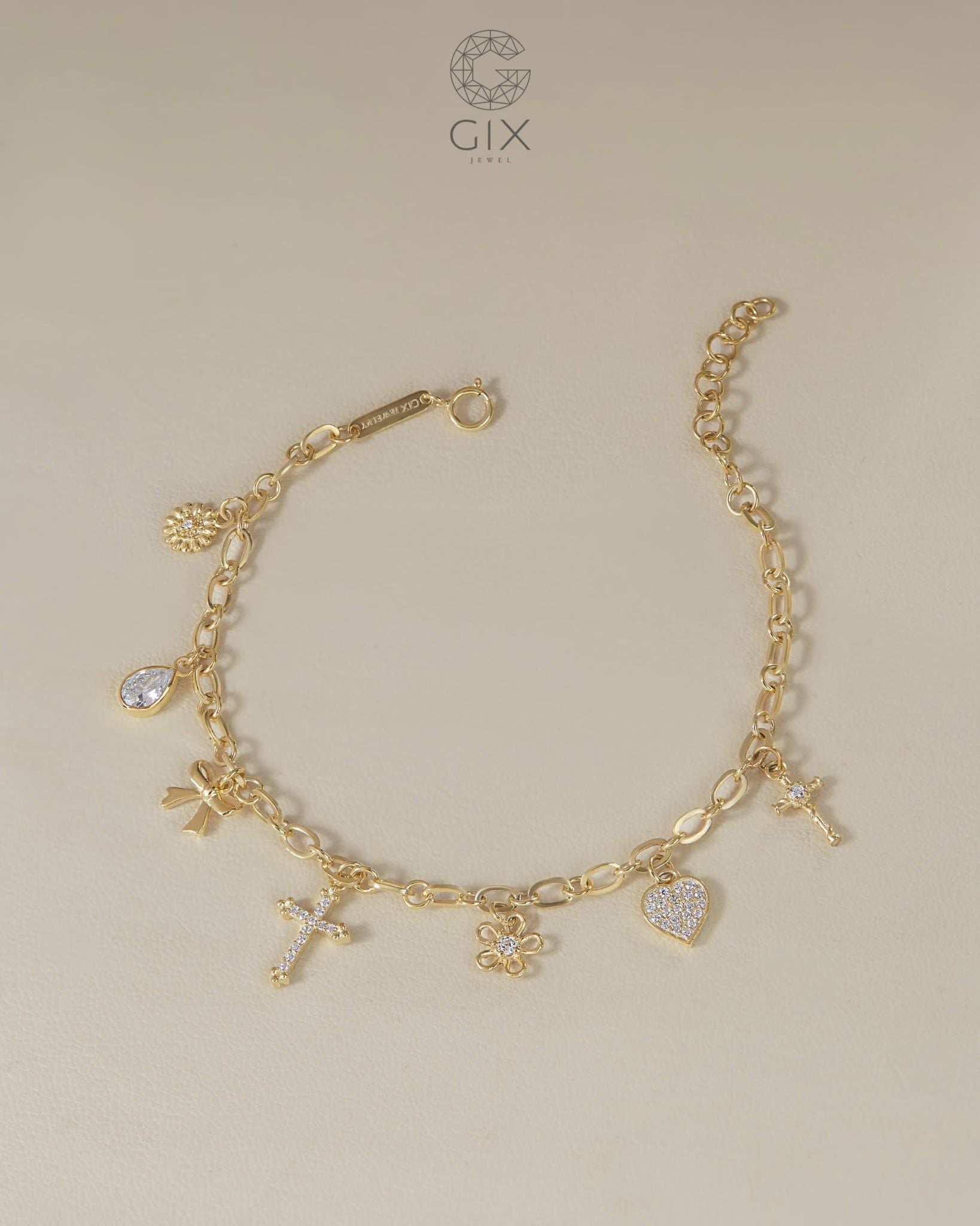  Lắc tay xích gắn charm theo yêu cầu | Gix Jewel 
