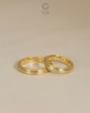  Nhẫn cưới trơn vàng trắng 18k thiết kế đẹp khắc chữ Gix Jewelry 
